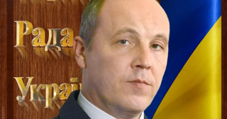 Zelensky anuncia prisão de suspeito pelo assassinato do ex-presidente do parlamento