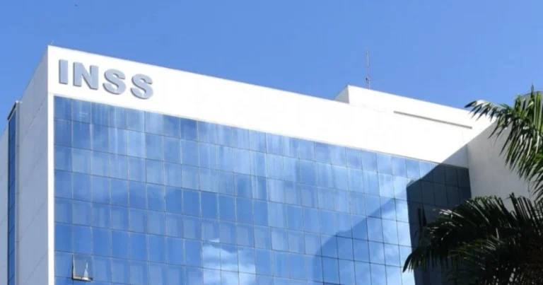 INSS cancela permissão para consignado de oito instituições; veja quais são