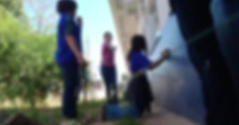 Aluna é espancada com cabo de vassoura por colegas de escola no MT