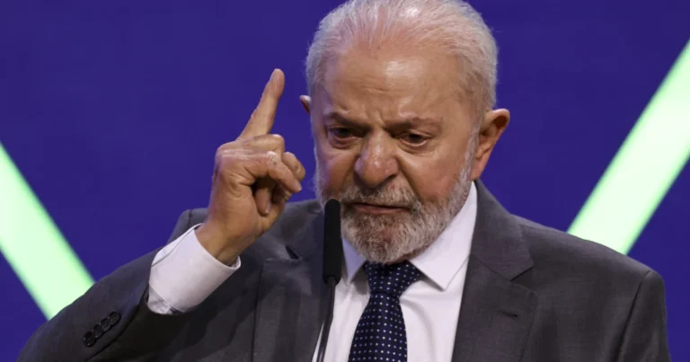 Lula diz que vai ficar cada vez mais ‘esquerdista’ e ‘mais socialista’