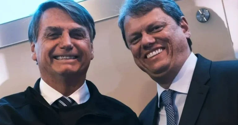 Tarcísio afirma que indulto a Bolsonaro seria seu ‘primeiro ato’ como presidente