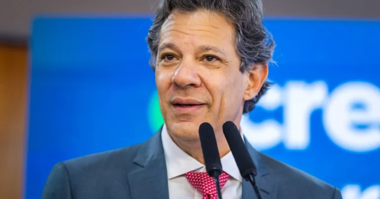 Haddad: plano para proteger empresas afetadas por tarifas dos EUA será entregue hoje a Lula
