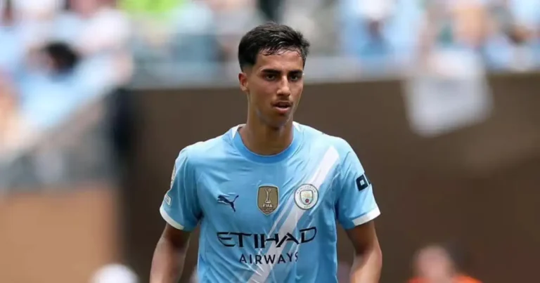 Manchester City encaminha empréstimo de zagueiro ex-Palmeiras a clube espanhol