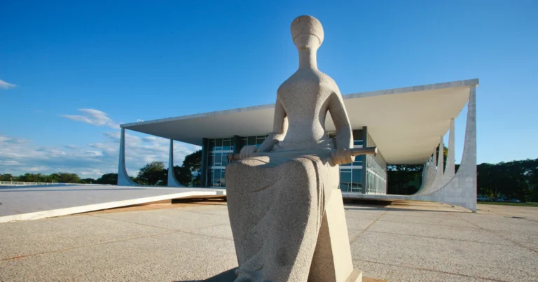 STF adia aumento de deputados para 2030