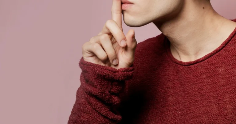 Condomínio proíbe relações sexuais após 22h; entenda a polêmica
