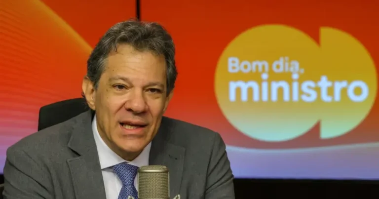 Haddad diz que governo estuda financiamento da tarifa zero no transporte público