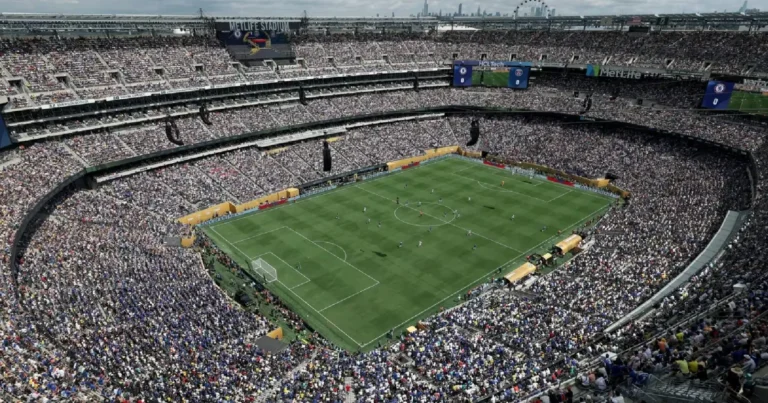 Copa do Mundo 2026: momento é de planejamento para comprar dólar