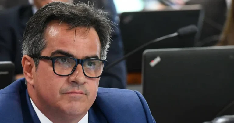Ciro Nogueira sobre atuação nos EUA de Eduardo Bolsonaro: ‘Prejuízo gigantesco’