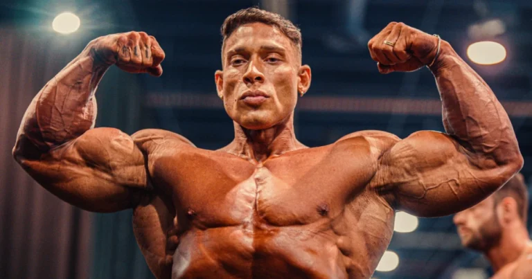 Ramon Dino é destaque nas prévias e vira favorito ao título no Mr. Olympia
