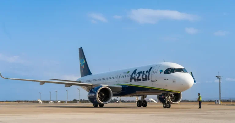 Azul cancela voo de Madrid para Campinas e causa transtorno em quase 300 passageiros