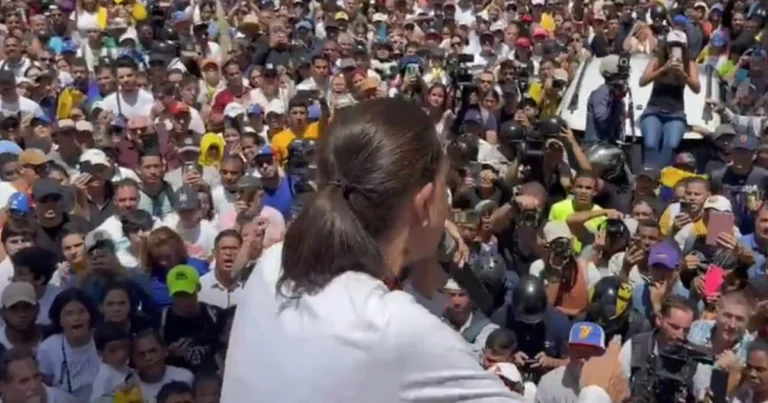 Nobel da Paz: María Corina, líder da oposição Venezuela, ganha prêmio de 2025