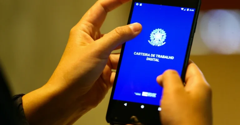 Como consultar se tenho direito ao abono salarial extra