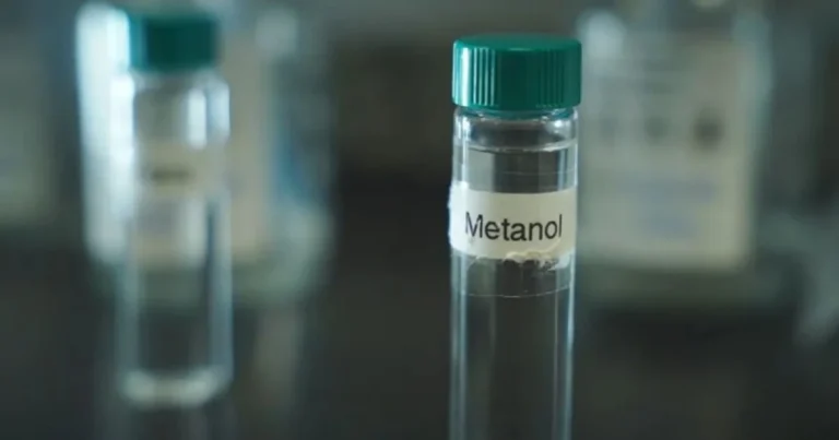 Governo de SP distribui 2.500 ampolas de antídoto contra metanol a unidades de saúde