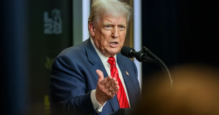 Trump diz que está perto de alcançar acordo orçamentário com Harvard