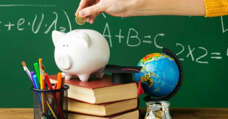 Com metade da população endividada, educação financeira deve começar na infância